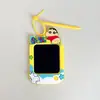Llavero Colgante Original Crayon Shin-Chan Tablero de Dibujo Graffiti Mediano Tablero de Escritura Colgante para Mochila Escolar Regalo Venta al por Mayor