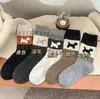 Calcetines Cálidos de Punto Fair Isle de Dibujos Animados para Mujer, Calcetines de Media Pantorrilla, Estilo Otoño e Invierno, Espesos y Esponjosos de Felpa, Lindos Cachorros, Calcetines Largos de Invierno