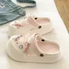 Desmontables y Transpirables2026 Nuevos Zuecos de Eva, Esencial de Verano Versátiles para DIY Reductores de Edad Zapatillas de Punta Cerrada