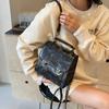 Bolso Pequeño Retro de Textura de Alta Gama 2024 Nueva Mochila de Mujer Estilo Popular Caliente Versátil Mochila Pequeña de Viaje