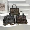 Bolso de Moda con Estampado de Leopardo Nuevo 2024 Bolso Tote Personalizado para Mujer de Moda de Alta Gama Bolso de Hombro Elegante de Gran Capacidad