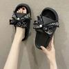Sandalias de Lazo Lindas de Verano Ropa Exterior Moda Estilo Chanel eva Para el Hogar Antideslizantes Taburete Chanclas Planas
