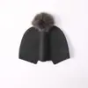 Chapéu de Tricô 100% Caxemira Pura Outono/Inverno com Fenda nas Costas para Mulheres Cobertura para a Cabeça Proteção para as Orelhas Chapéu com Pom-Pom Chapéu da Moda Quente Proteção contra o Frio