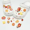 Encantos lindos de dibujos animados para zapatos con varios agujeros, decoraciones versátiles de resina para zapatos, mariposa, burbuja, flor, animales, charms decorativos al por mayor