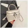 Bolsa Saco Moda Tendência Design de Nicho Casual Verão 2025 Elegante Simples Feminina Texturizada Ombro Transversal