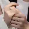 Anillo de pareja feliz Maxiang para hombre y mujer, anillo de diseño de nicho único, regalo de San Valentín para novia