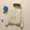 Chamarra acolchada de plumón ligera con capucha y cuello alto transfronteriza para mujer, moda de invierno 2026, cálida blanca de pato, top casual, moderno