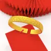 Transmissão ao vivo de e-commerce mesmo estilo pulseira larga banhada a ouro flor de pêssego, novo estilo chinês pulseira aberta floral completa, atacado