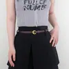 Cinto Feminino Moderno com Toque de Luxo, Adequado para Vestidos e Calças, Fivela de Pino Simples, Estilo Levemente Vintage, Cinto Fino de Couro para Mulheres, Disponível para Atacado