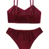 Lencería Sexy Popular Europea y Americana Sexy Terciopelo Dorado Tirantes Suave Súper Pantalones Cortos Ropa de Casa para Mujer Conjunto de Dos Piezas