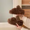 Chinelos de Algodão 2026 Femininos Sola Grossa Inverno Outono Plataforma com Pelúcia Versátil Casual Novo Estilo Uso Externo Marrom