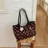 Bolso casual grande transfronterizo para mujer, nuevo bolso tote de lunares otoño 2026, bolso de hombro y axila de gran capacidad