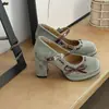 Sapatos Femininos Mary Jane Retrô 2026 Primavera Novo Estilo Laço Doce Boca Rasa Sapatos de Salto Alto Salto Grosso Estilo Francês