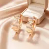 Pendientes de línea geométrica irregular Xuping, pendientes de moda de aleación de cobre de nicho transfronterizos europeos y americanos, pendientes personalizados al por mayor