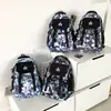 Nueva Mochila Escolar Moda Masculina Versión Coreana Estudiantes de Primaria Estudiantes de Secundaria Estudiantes de Preparatoria Gran Capacidad Mochila para Niños Mochila