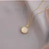 Collar de ópalo giratorio de moda estilo coreano para mujer con microincrustaciones de circonita, colgante giratorio 360 grados, popular en transmisiones en vivo de TikTok
