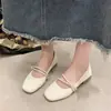 Sapatos Mary Jane estilo francês para mulheres, nova moda outono 2026, sapatos baixos de superfície macia com pérolas, leves, antiderrapantes, sapatos de sola fina