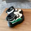 Novos Tênis Esportivos de Inverno para Crianças Cabedal de Couro Meninos e Meninas Cano Alto Tênis de Algodão Duplo Quente Antiderrapante Forrado com Fleece Sapatos Brancos