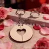 Set de Llaveros de Rompecabezas de Madera con Forma de Corazón para Pareja Regalo Romántico para el Día de San Valentín Colgante Creativo para Pareja