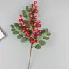 Baya artificial de invierno con hojas, bayas rojas escarchadas, acebo, fruta de la riqueza, flor de Año Nuevo, decoración de arreglo floral navideño para el hogar, bayas rojas