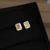 Brincos Quadrados Geométricos com Zircônia Microincrustada Brilhante para Mulheres, Brincos de Luxo de Nicho de Alta Qualidade, Acessórios de Orelha da Moda e Versáteis