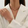 Europeu e Americano Transfronteiriço Quente Borboleta Feminino Terno Explosivo Simples Moda Versátil Alto Padrão Sensação Colar Pulseira Design Nicho