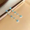 Brincos Pendentes Azul Esmeralda Brincos de Tarraxa Florais com Zircônia Cúbica Azul Brincos Estilo Corte Retro Acessórios de Brincos de Luxo Leve e Acabamento de Alto Padrão para Mulheres