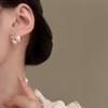 Pendientes geométricos de perlas de agua dulce con circonitas y aguja de plata, elegantes pendientes de moda francesa, pendientes para mujer que combinan con todo, lujo ligero, sentido de alta gama.