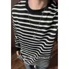 Camiseta de Manga Larga Rayas Blancas y Negras para Hombre, Primavera y Otoño, Top Trendy de Corte Limpio, Camiseta Básica Suelta y Casual de Cuello Redondo