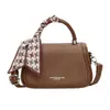 Bolso pequeño cuadrado de moda estilo coreano para mujer, nuevo modelo principios de otoño 2026, bolso de hombro moderno de bloques de color, bolso casual de alto valor para mujer