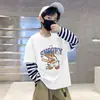 Camiseta de Manga Larga a Rayas con Cuello Redondo de Moda Estilo Coreano para Niños, Ropa de Primavera y Otoño, Niños Estampado de Dibujos Animados Capa Base Algodón Puro Fina