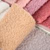 Tecido de veludo de pelúcia Partículas de poliéster espessadas Veludo Círculo de brinquedos de pelúcia Veludo Tecido de veludo Fábrica de tecidos para animais de estimação