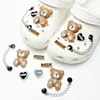 Zapatos Croc 2025 Accesorios Sencillos Ins Corazón Girly Zapatos Croc Hebillas de Zapatos Lindas de Gama Alta Versátiles Flores para Zapatos