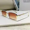 Gafas de Sol Nuevas Europeas y Americanas 2025, Gafas de Sol Cuadradas Literarias, Sencillas y Casuales, Visera Grabada en Metal y Gafas de Protección Solar