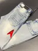 Jeans Bordados con Letras Estilo Retro Americano para Hombre, Estilo Nuevo, Lavados y Desgastados con Parches, Pantalones Skinny Versátiles de Corte Ajustado
