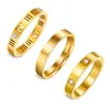 Accesorios Populares Transfronterizos Anillos de Pareja Huecos de Acero Inoxidable Incrustados con Diamantes Anillos de Acero de Titanio Europeos y Americanos Joyería de Mano Estilo Coreano Venta al por Mayor