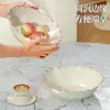 Bandeja de exhibición y almacenamiento de plástico de alta gama para uso comercial, mesa de centro de sala de estar de lujo ligero, bandeja exquisita para frutas y bocadillos para uso doméstico, disponible en varios colores