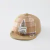Al por mayor Otoño 2026 Lana Cálida Gorra de Pato para Bebé Estilo Coreano Serie a Cuadros para Niños y Niñas Sombrero de Ala Suave de Moda para Bebé