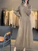 Vestido de Punto de Cachemir Puro de Línea A, Ajustado, para Commuter, Color Sólido, Canalé, Botones de Mariposa, Cuello Alto, Novedad Otoño/Invierno 2026