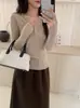 Suéter 100% Lana Merino Cuello en V Manga Larga Tejido para Mujer, Corte Ajustado Cuello Henley para Viajar Camisa Base Suave para Otoño e Invierno