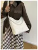 Bolsa Tote Cor Sólida Textura de Superfície em Couro PU Bolsa de Ombro Único Grande Capacidade Fashionável Versátil Estilo Europeu e Americano Bolsa para o Dia a Dia para Mulheres Transfronteiriça