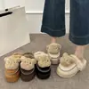 Pantuflas Cerradas Casuales de Moda Versátiles y Cómodas para Mujer 2025 Otoño e Invierno Nuevas Pantuflas Cerradas Cálidas de Nicho para Mujer