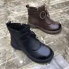 Otoño/Invierno 2026 Botas Martin de Cuero Genuino con Cordones Estilo Británico para Mujer Suela Suave Cómodas Zapatos para Madre Calientes de Terciopelo Suela Gruesa Zapatos Individuales