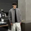 Directo de Fábrica 2026 Versátil de Moda Grueso Patchwork Falso Dos Piezas Cárdigan de Punto Suéter para Hombres Jóvenes Chaqueta Casual