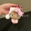 Llavero de peluche Hello Kitty, muñeco de sombrero de paja Hello Kitty de cuero negro, amuleto popular para bolsa de dibujos animados