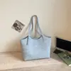 Bolsa de Axila de Gran Capacidad Nueva para Verano 2026, Bolso de Hombro Nuevo para Viajeros, Bolso Tote Versátil de Gama Alta de Nicho