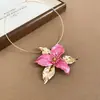 Aretes y Collar de Metal con Goteo de Aceite Florales Personalizados Estilo Europeo y Americano Set de Joyería con Diseño Único y Elegancia Exquisita para Mujeres