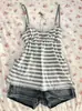 Top de Rayas Blancas y Negras de Cuello Halter de Moda para Chicas Atrevidas, Elegante y Sexy Verano Nueva Moda