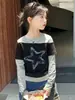 Camisa Base Estilo Conjunto Duas Peças para Meninas, Novo Modelo Primavera e Outono 2026, Top Casual Infantil, Estilo Coreano, Camiseta de Manga Longa para Crianças Maiores