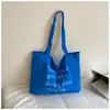 Nova Bolsa de Lona com Letras Estilo Coreano 2026 para Mulheres, Bolsa de Ombro Casual de Grande Capacidade, Bolsa Tote de Compras para Estudantes Universitários